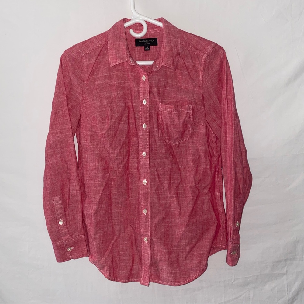 Banana Republic Casual Longsleeve Button Down Shirt - Soft Wash Red - Size XS
